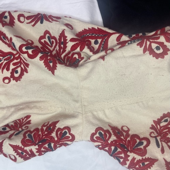 Zara Red and Tan Wide Leg Embroidered Cropped Capri Pants - Picture 6 of 6